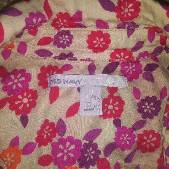 Gorgeous Fall Colored Button Down - Picture 2 of 2